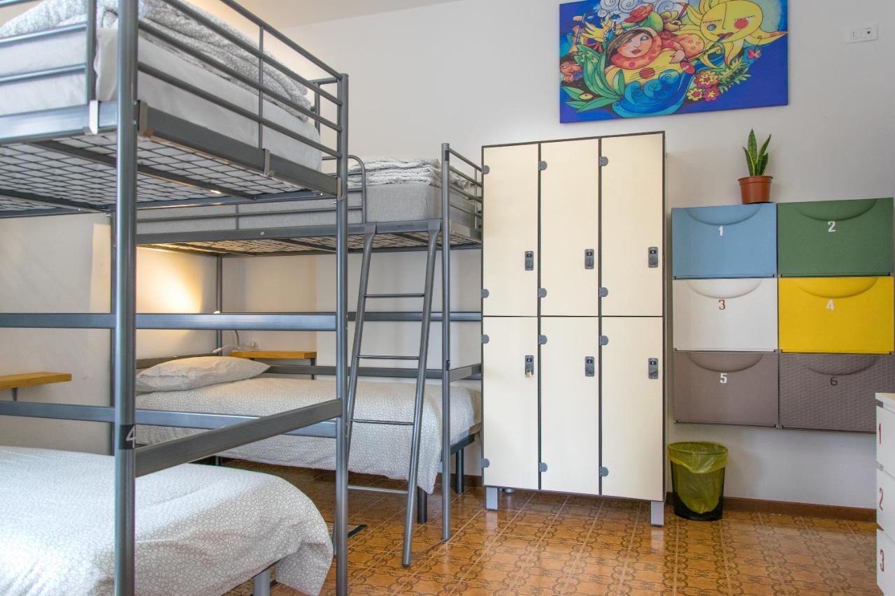 Posada Verona Hostel Екстер'єр фото